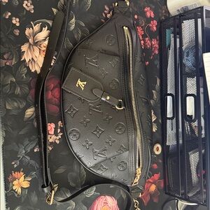 Monogram  Fashion Bag Black . Black Embossed Women's Bag